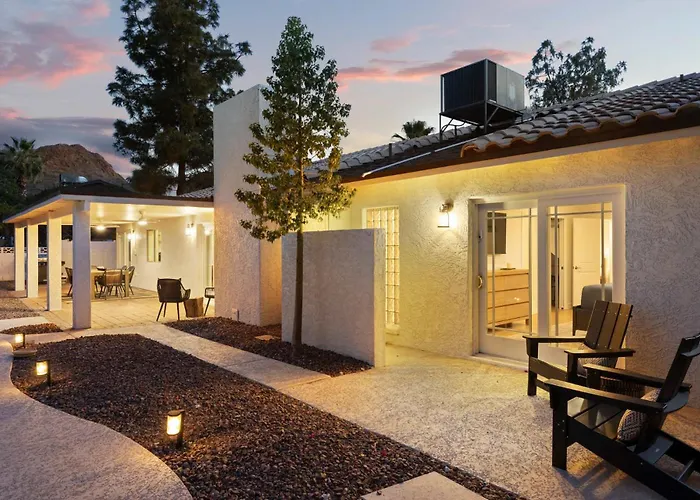 Desert Serenity - Pool Retreat By Hiking Preserve Ferienhaus