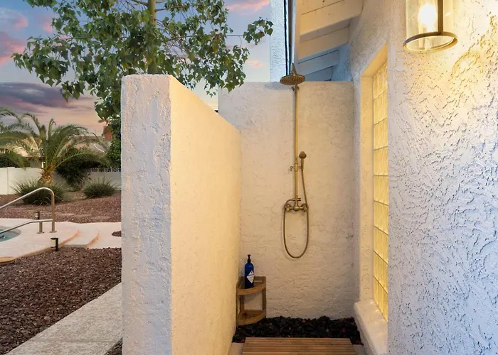 Ferienhaus Desert Serenity - Pool Retreat By Hiking Preserve