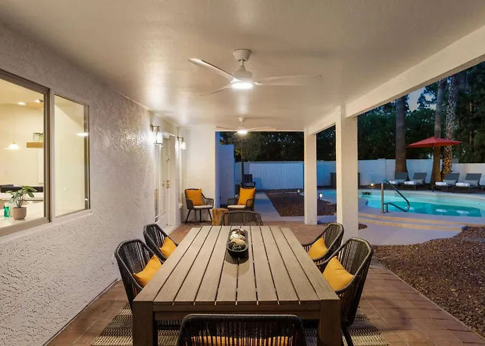Desert Serenity - Pool Retreat By Hiking Preserve Ferienhaus