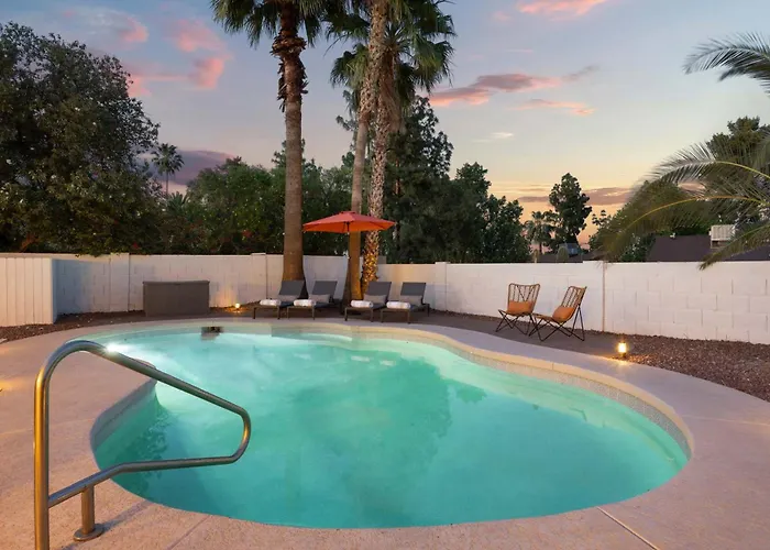 Desert Serenity - Pool Retreat By Hiking Preserve Ferienhaus *