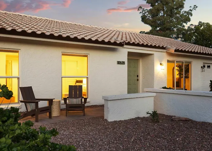 Desert Serenity - Pool Retreat By Hiking Preserve Ferienhaus Phoenix